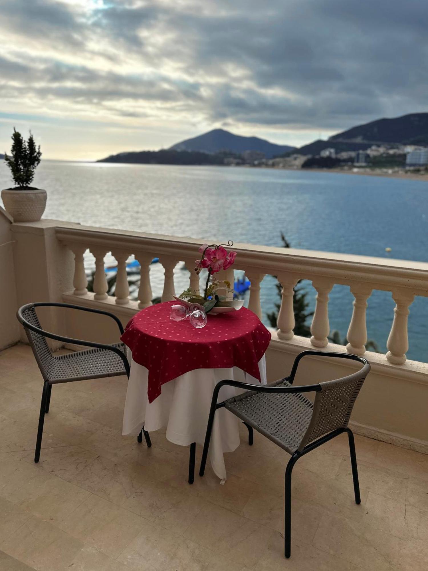 New Hotel Kuc By Marvel Budva Kültér fotó