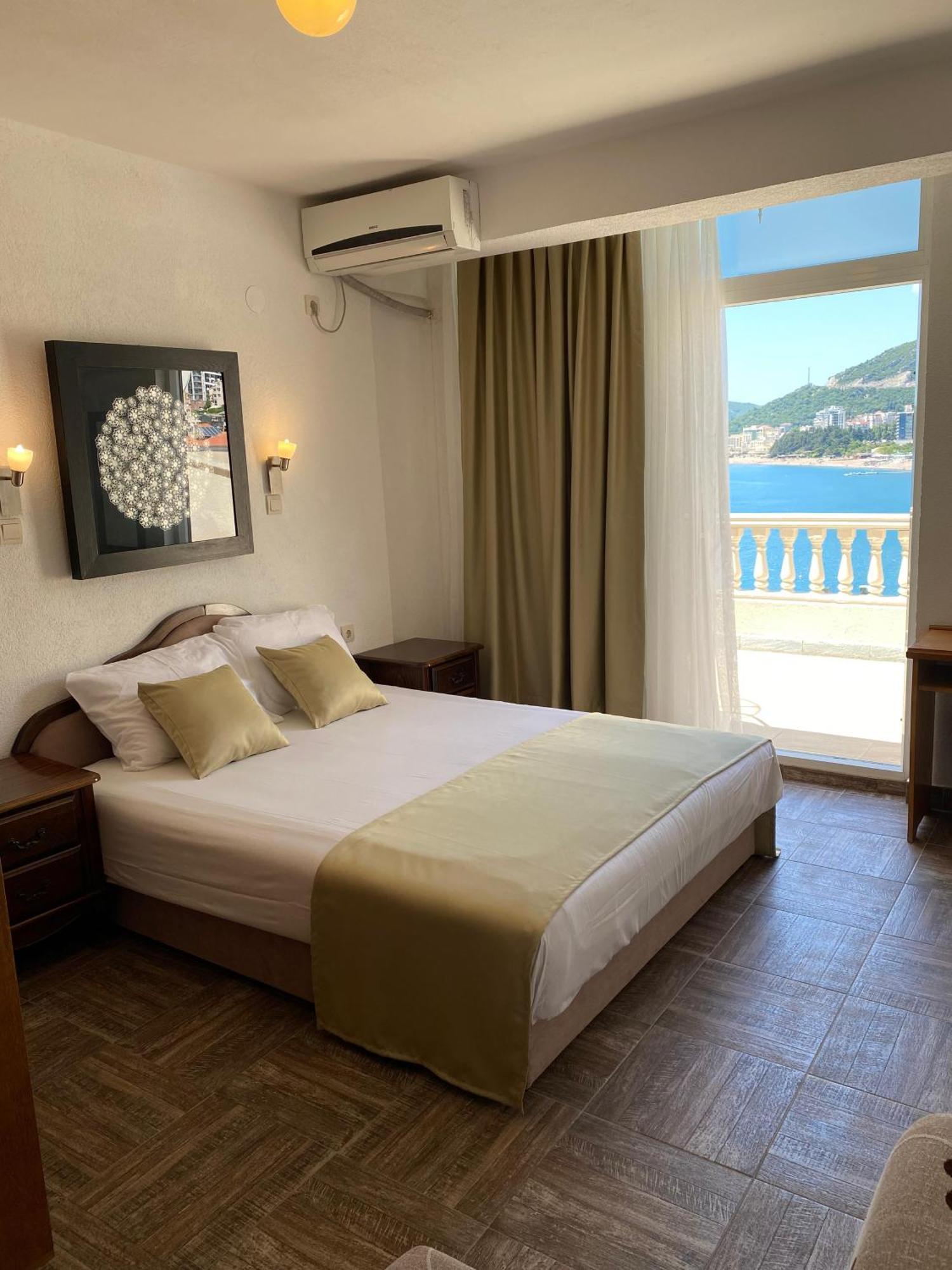 New Hotel Kuc By Marvel Budva Kültér fotó