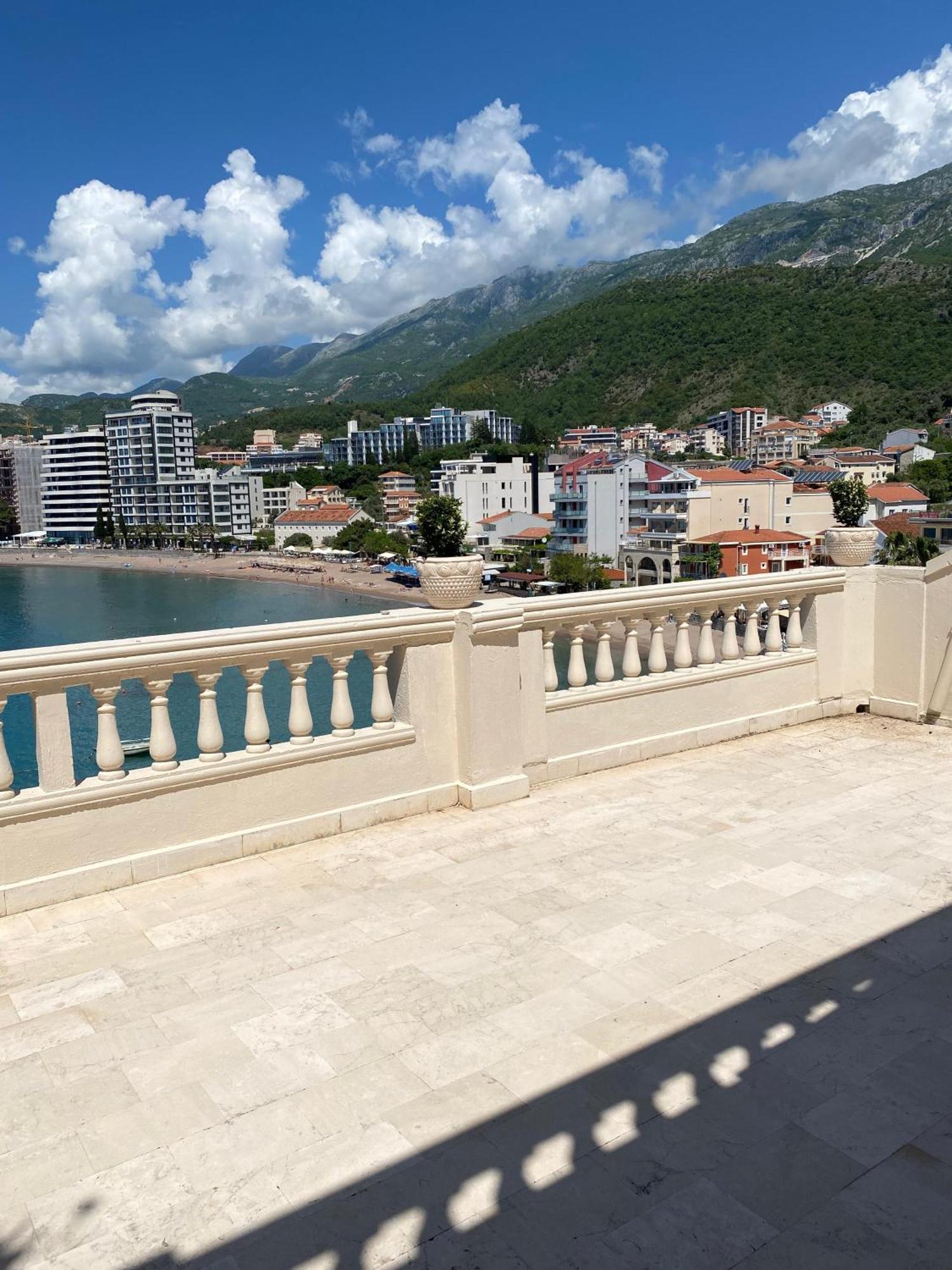 New Hotel Kuc By Marvel Budva Kültér fotó