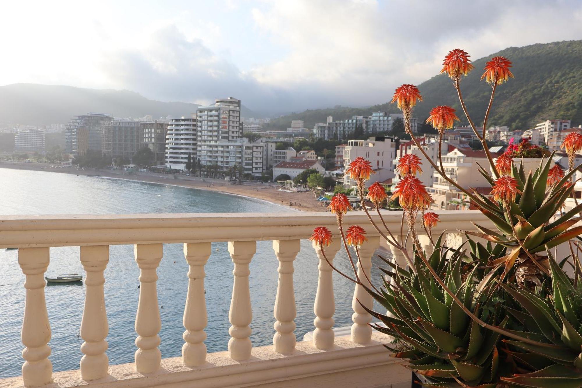 New Hotel Kuc By Marvel Budva Kültér fotó